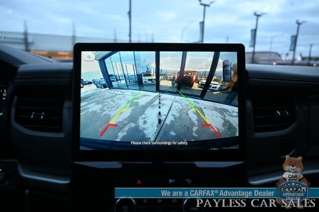 2022 Ford Expedition XLT / 4X4 / Power Driver's Seat / Navigation / Lane Departure & Blind Spot / Forward Collision Warning / 3rd Row / Seats 8 / Apple CarPlay & Android Auto / Back Up Camera / Rear Parking Sensors / Tow Pkg / 1-Owner Anchorage AK