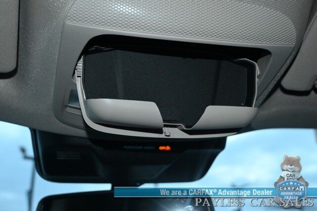 2022 Ford Expedition XLT / 4X4 / Power Driver's Seat / Navigation / Lane Departure & Blind Spot / Forward Collision Warning / 3rd Row / Seats 8 / Apple CarPlay & Android Auto / Back Up Camera / Rear Parking Sensors / Tow Pkg / 1-Owner Anchorage AK