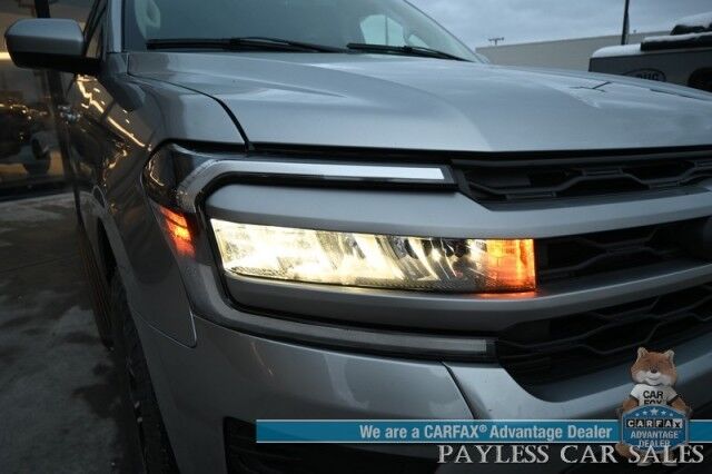 2022 Ford Expedition XLT / 4X4 / Power Driver's Seat / Navigation / Lane Departure & Blind Spot / Forward Collision Warning / 3rd Row / Seats 8 / Apple CarPlay & Android Auto / Back Up Camera / Rear Parking Sensors / Tow Pkg / 1-Owner Anchorage AK