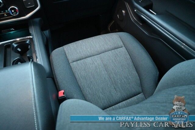 2022 Ford Expedition XLT / 4X4 / Power Driver's Seat / Navigation / Lane Departure & Blind Spot / Forward Collision Warning / 3rd Row / Seats 8 / Apple CarPlay & Android Auto / Back Up Camera / Rear Parking Sensors / Tow Pkg / 1-Owner Anchorage AK