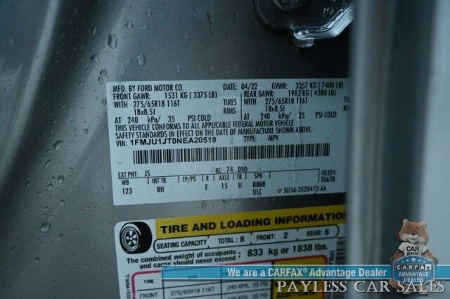 2022 Ford Expedition XLT / 4X4 / Power Driver's Seat / Navigation / Lane Departure & Blind Spot / Forward Collision Warning / 3rd Row / Seats 8 / Apple CarPlay & Android Auto / Back Up Camera / Rear Parking Sensors / Tow Pkg / 1-Owner Anchorage AK