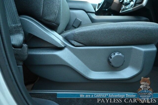 2022 Ford Expedition XLT / 4X4 / Power Driver's Seat / Navigation / Lane Departure & Blind Spot / Forward Collision Warning / 3rd Row / Seats 8 / Apple CarPlay & Android Auto / Back Up Camera / Rear Parking Sensors / Tow Pkg / 1-Owner Anchorage AK