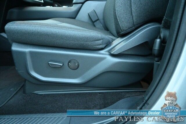 2022 Ford Expedition XLT / 4X4 / Power Driver's Seat / Navigation / Lane Departure & Blind Spot / Forward Collision Warning / 3rd Row / Seats 8 / Apple CarPlay & Android Auto / Back Up Camera / Rear Parking Sensors / Tow Pkg / 1-Owner Anchorage AK