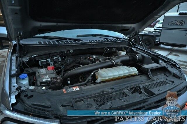 2022 Ford Expedition XLT / 4X4 / Power Driver's Seat / Navigation / Lane Departure & Blind Spot / Forward Collision Warning / 3rd Row / Seats 8 / Apple CarPlay & Android Auto / Back Up Camera / Rear Parking Sensors / Tow Pkg / 1-Owner Anchorage AK