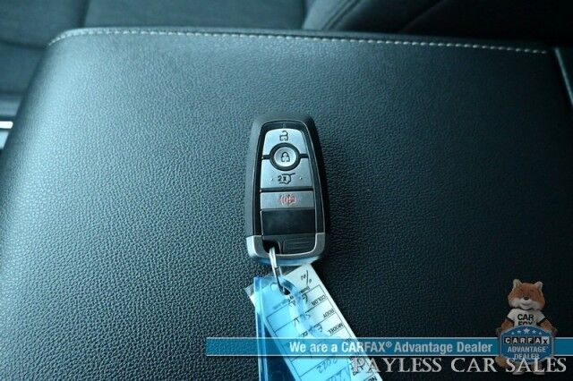 2022 Ford Expedition XLT / 4X4 / Power Driver's Seat / Navigation / Lane Departure & Blind Spot / Forward Collision Warning / 3rd Row / Seats 8 / Apple CarPlay & Android Auto / Back Up Camera / Rear Parking Sensors / Tow Pkg / 1-Owner Anchorage AK