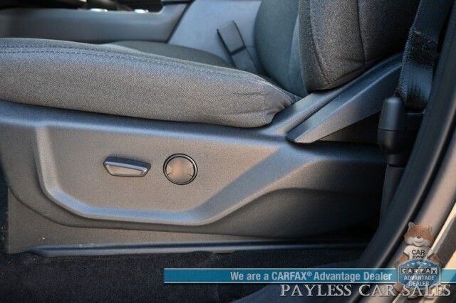 2022 Ford Expedition XLT / 4X4 / Power Driver's Seat / Navigation / Lane Departure & Blind Spot / Forward Collision Warning / 3rd Row / Seats 8 / Apple CarPlay & Android Auto / Back Up Camera / Rear Parking Sensors / Tow Pkg / 1-Owner Anchorage AK