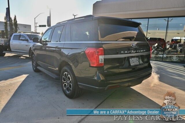 2022 Ford Expedition XLT / 4X4 / Power Driver's Seat / Navigation / Lane Departure & Blind Spot / Forward Collision Warning / 3rd Row / Seats 8 / Apple CarPlay & Android Auto / Back Up Camera / Rear Parking Sensors / Tow Pkg / 1-Owner Anchorage AK