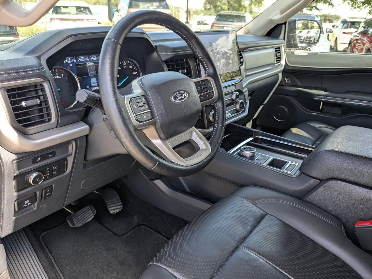 2022 Ford Expedition XLT