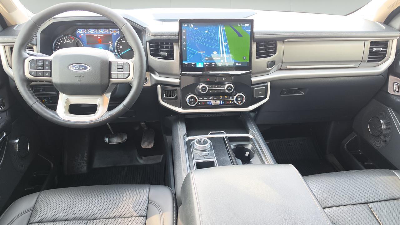 2022 Ford Expedition XLT