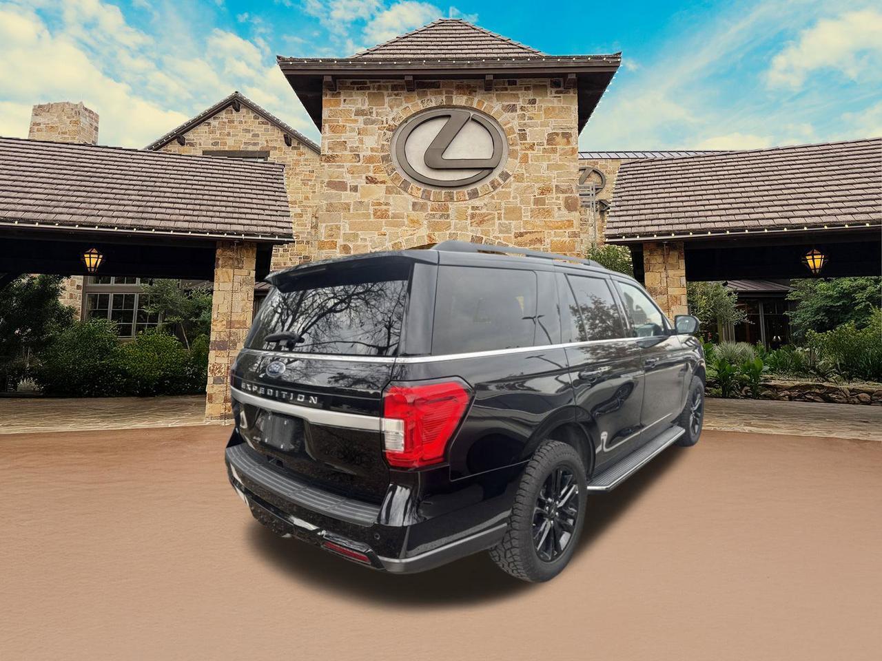 2022 Ford Expedition XLT