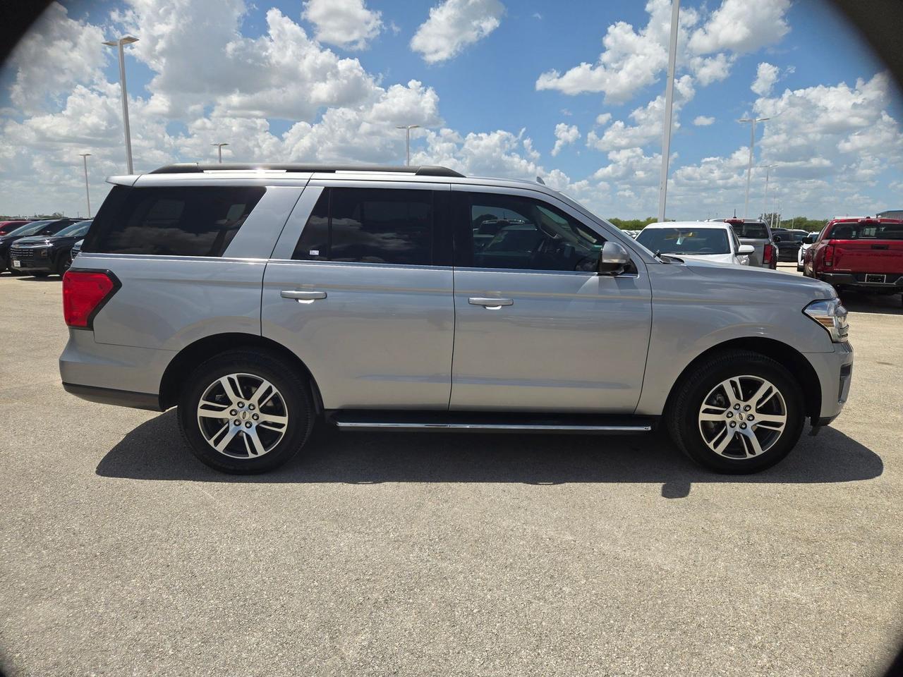 2022 Ford Expedition XLT