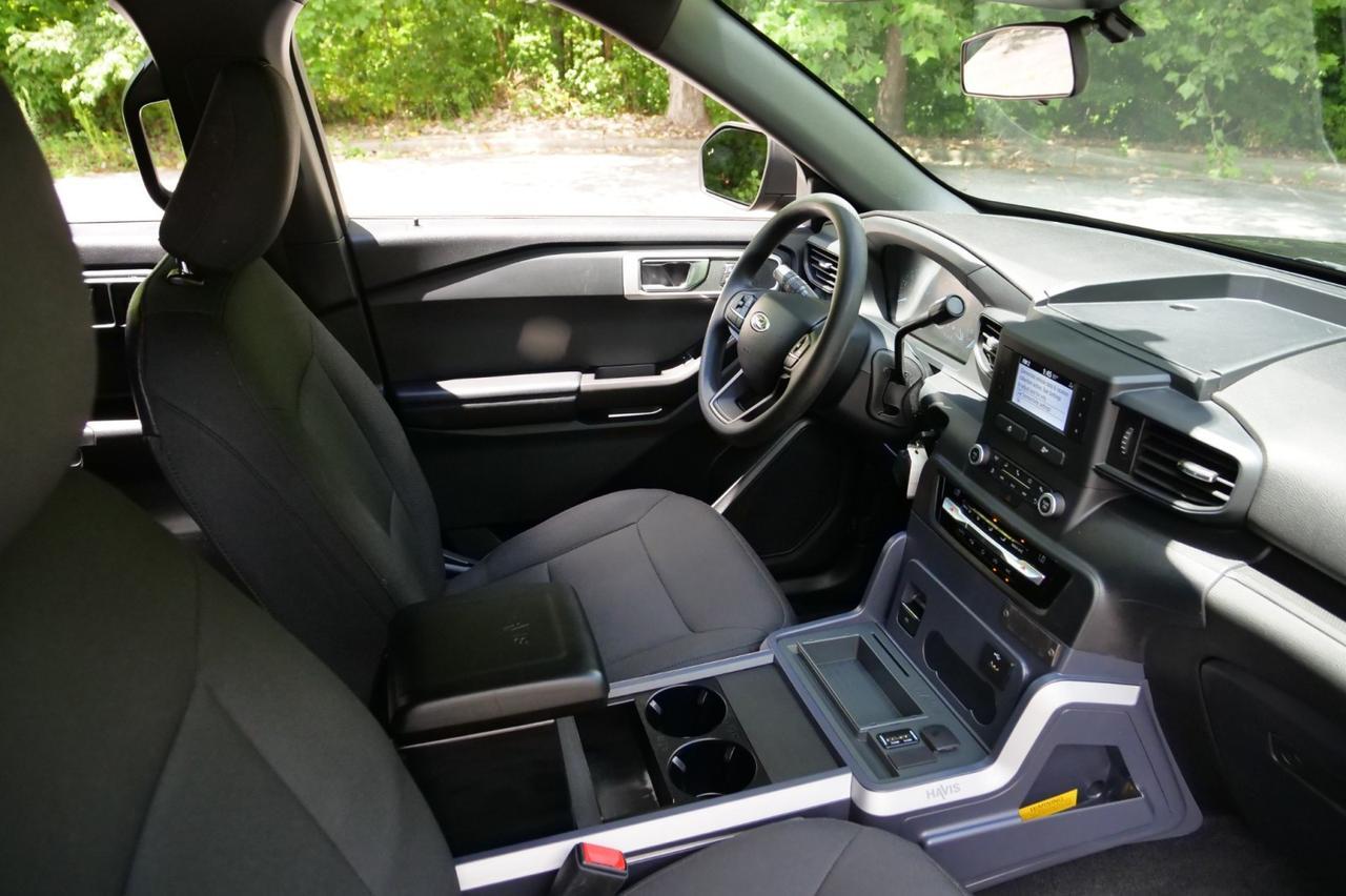 2022 Ford Explorer / Police Interceptor / AWD / 3.3L V6 FFV! Lincolnton NC