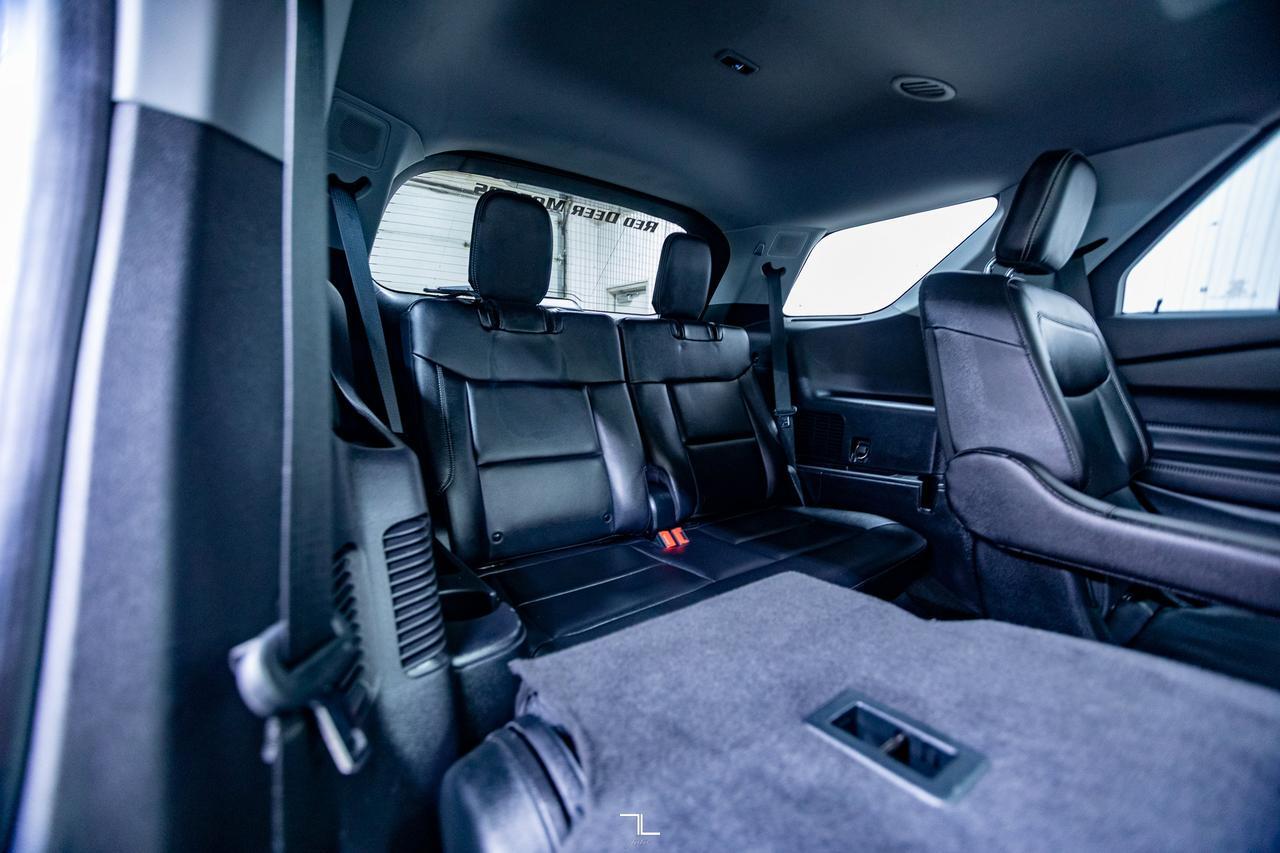 2022 Ford Explorer AWD Limited Leather Roof Nav BCam Red Deer AB