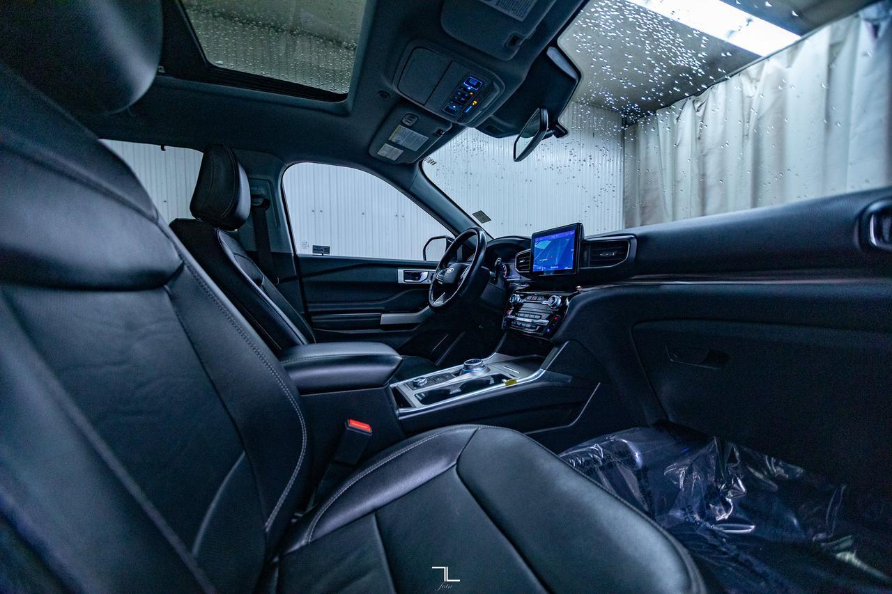 2022 Ford Explorer AWD Limited Leather Roof Nav BCam Red Deer AB