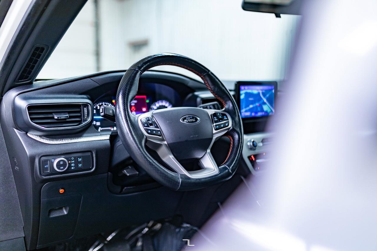 2022 Ford Explorer AWD Timberline Leather Roof Nav BCam Red Deer AB