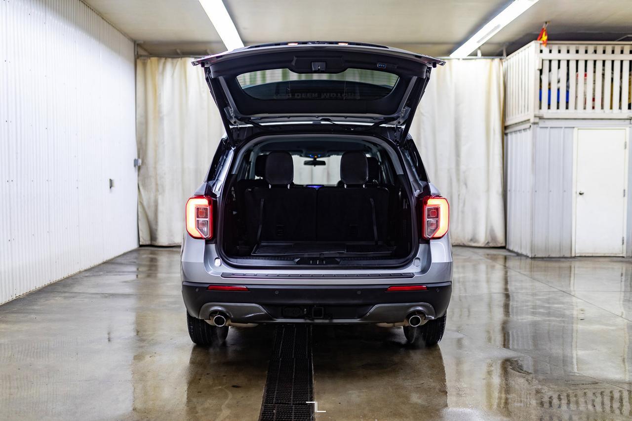 2022 Ford Explorer AWD XLT Leather Nav BCam Red Deer AB