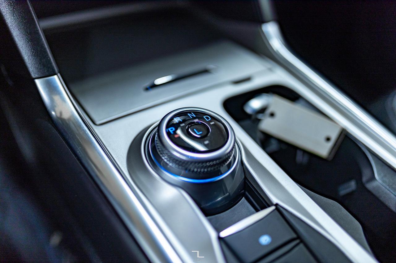 2022 Ford Explorer AWD XLT Leather Nav BCam Red Deer AB