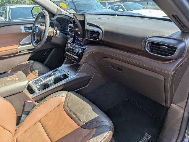 2022 Ford Explorer King Ranch Castroville TX