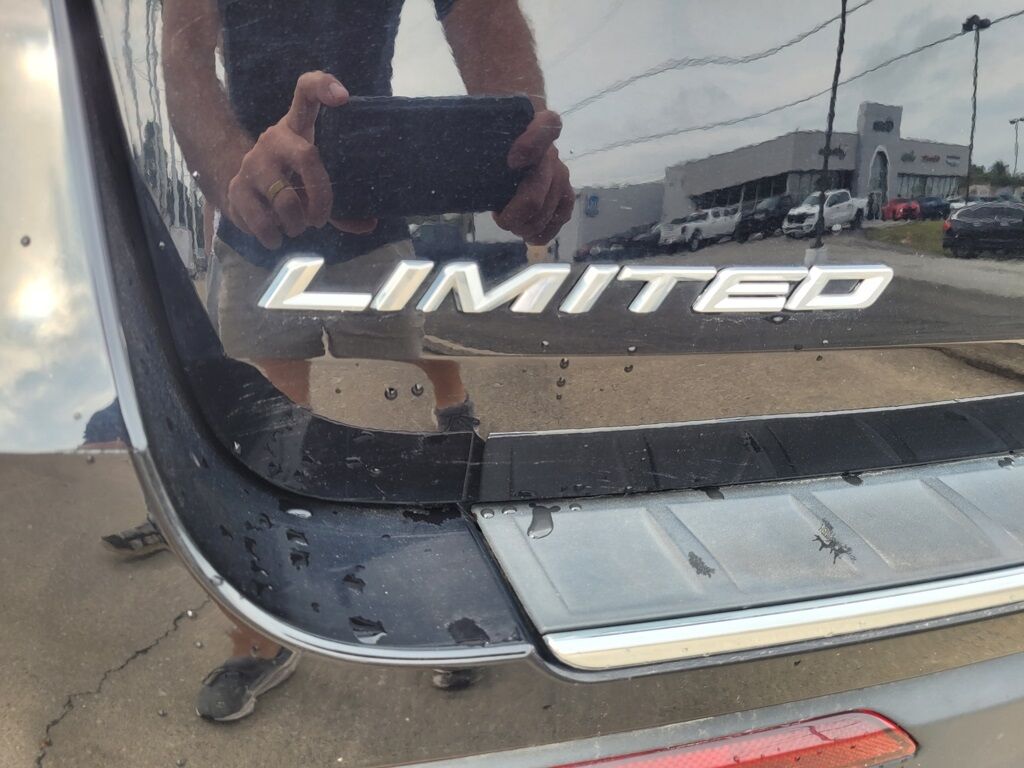 2022 Ford Explorer Limited Crestwood KY