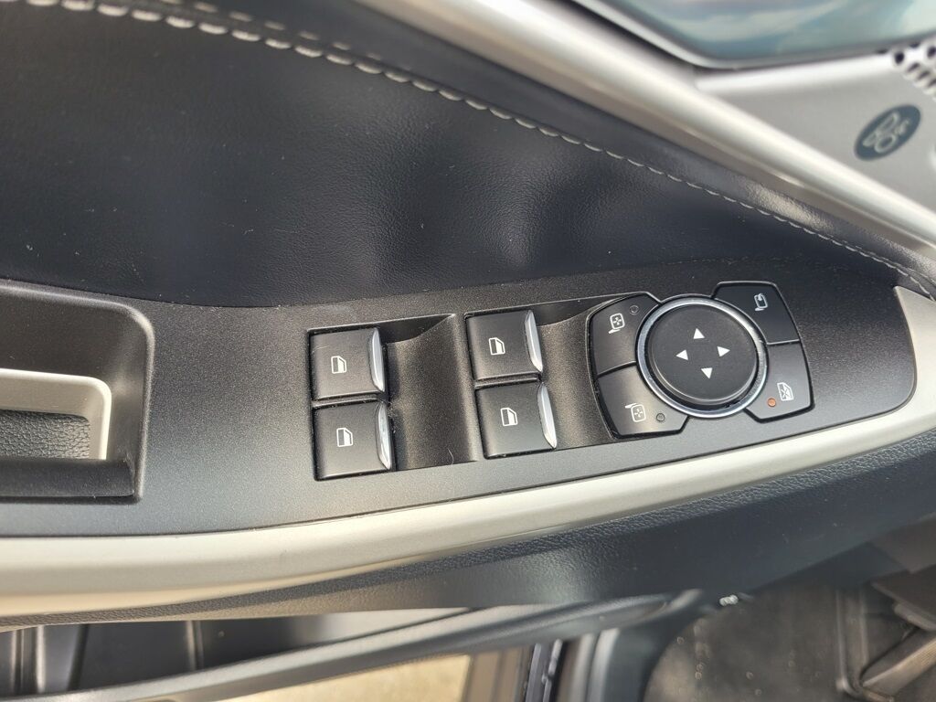 2022 Ford Explorer Limited Crestwood KY