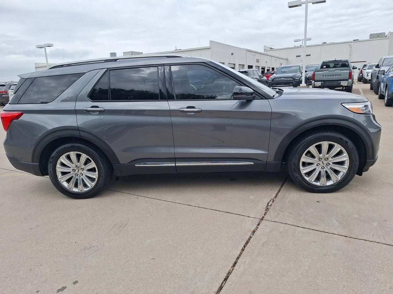 2022 Ford Explorer Limited Hurst TX