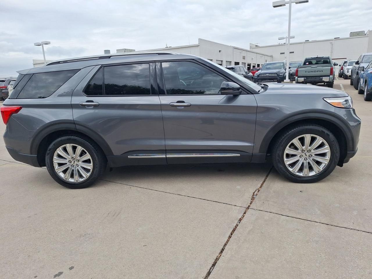 2022 Ford Explorer Limited Hurst TX