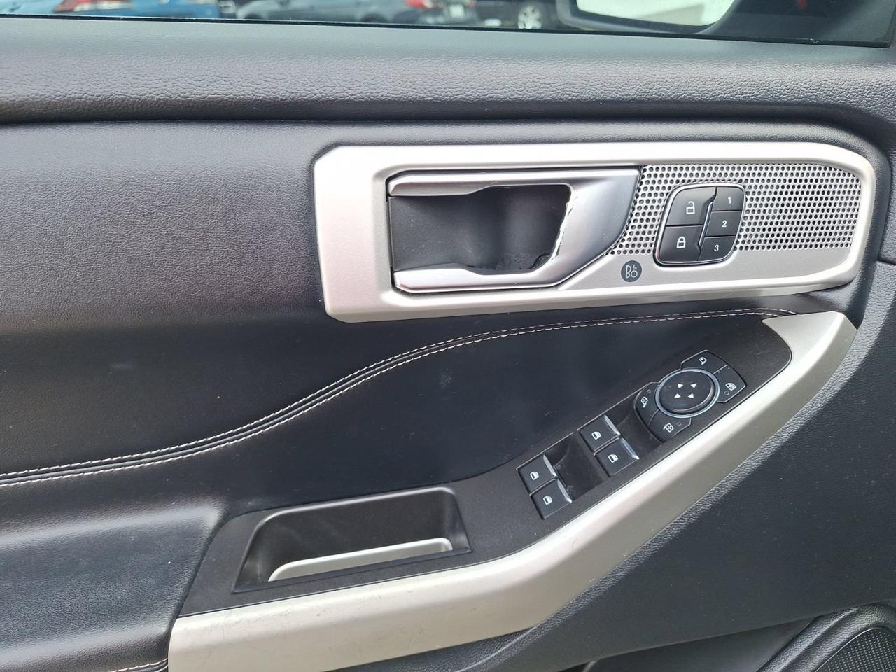 2022 Ford Explorer Limited Hurst TX