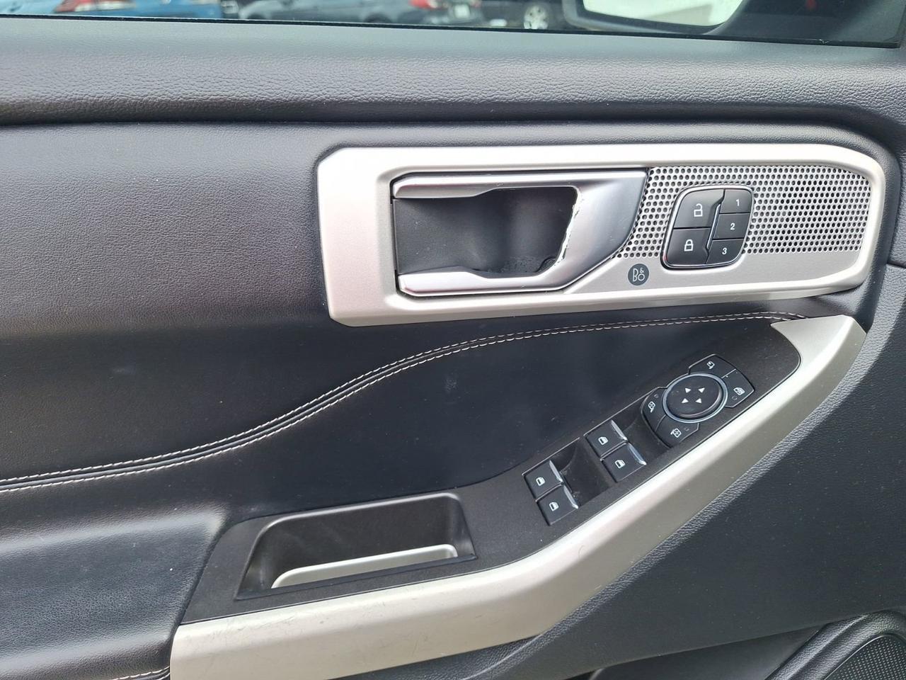 2022 Ford Explorer Limited Hurst TX