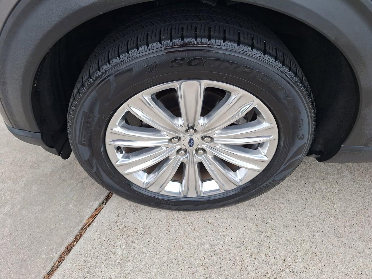 2022 Ford Explorer Limited Hurst TX
