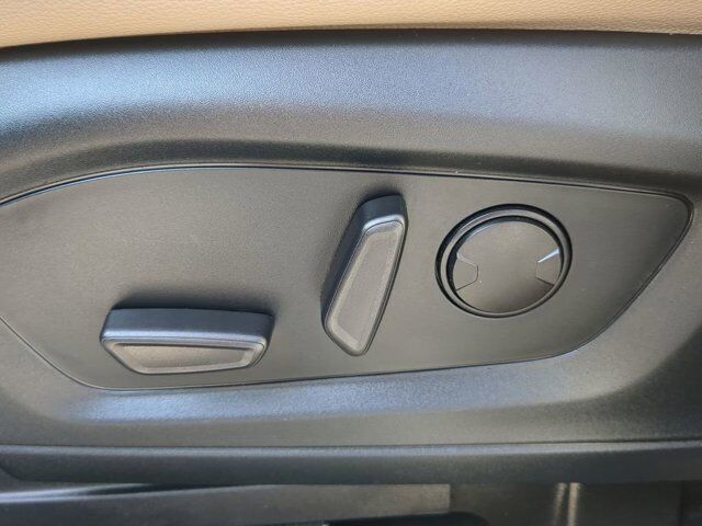 2022 Ford Explorer Limited Appleton WI