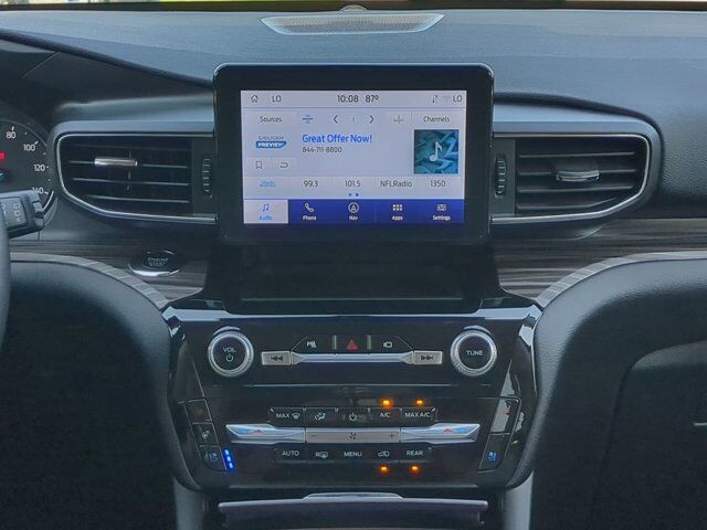 2022 Ford Explorer Limited Appleton WI