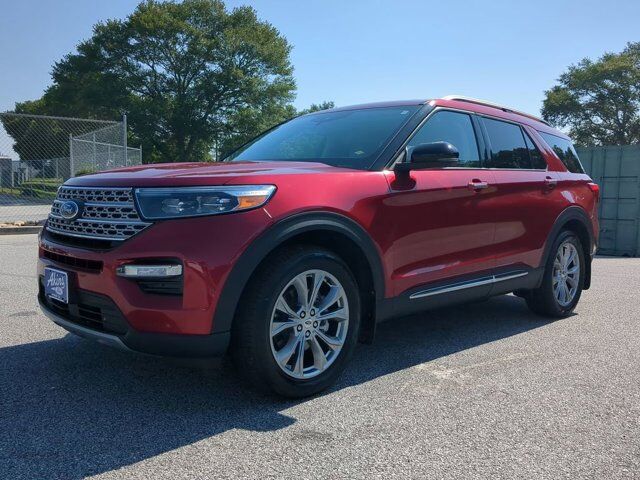 2022 Ford Explorer Limited Appleton WI