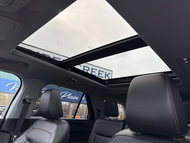 2022 Ford Explorer Limited Pine River MN