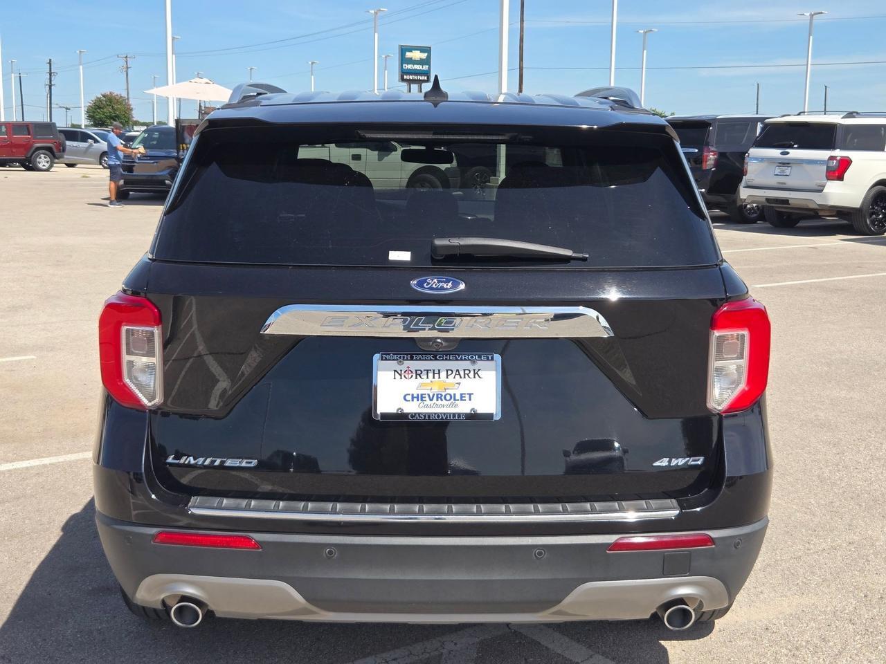 2022 Ford Explorer Limited Castroville TX