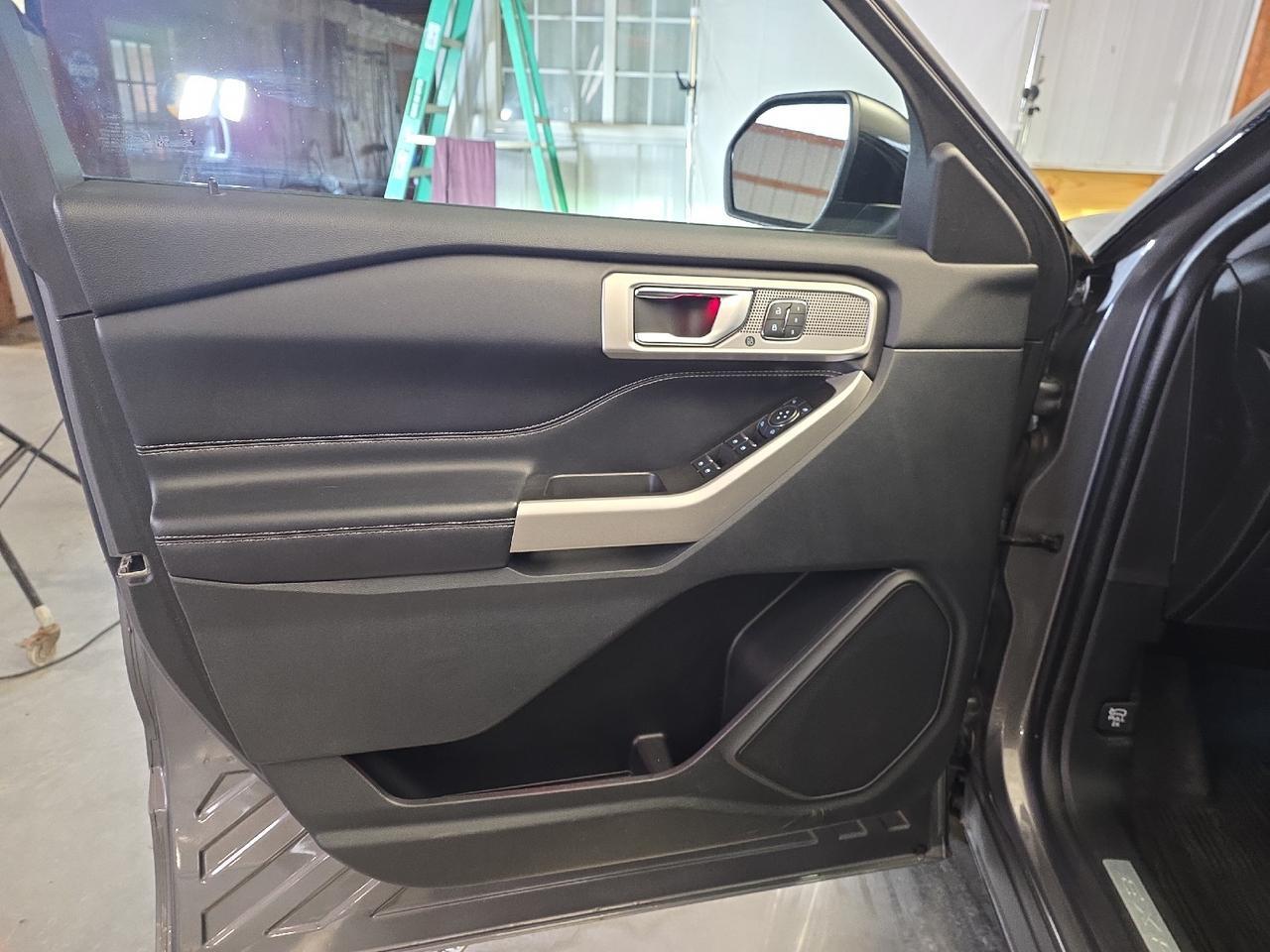 2022 Ford Explorer Limited Sand Lake NY