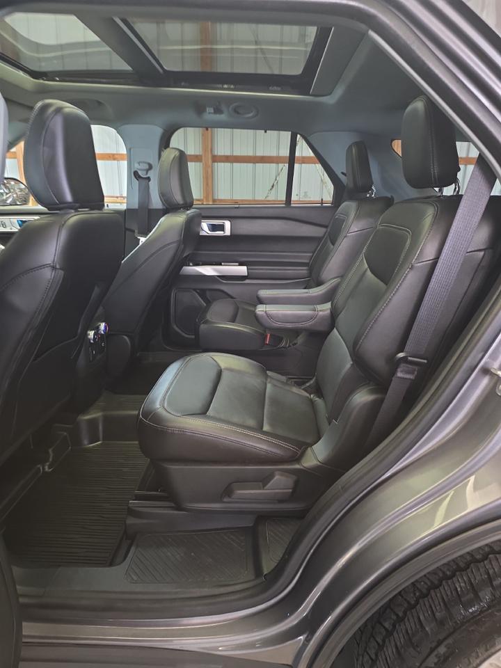 2022 Ford Explorer Limited Sand Lake NY