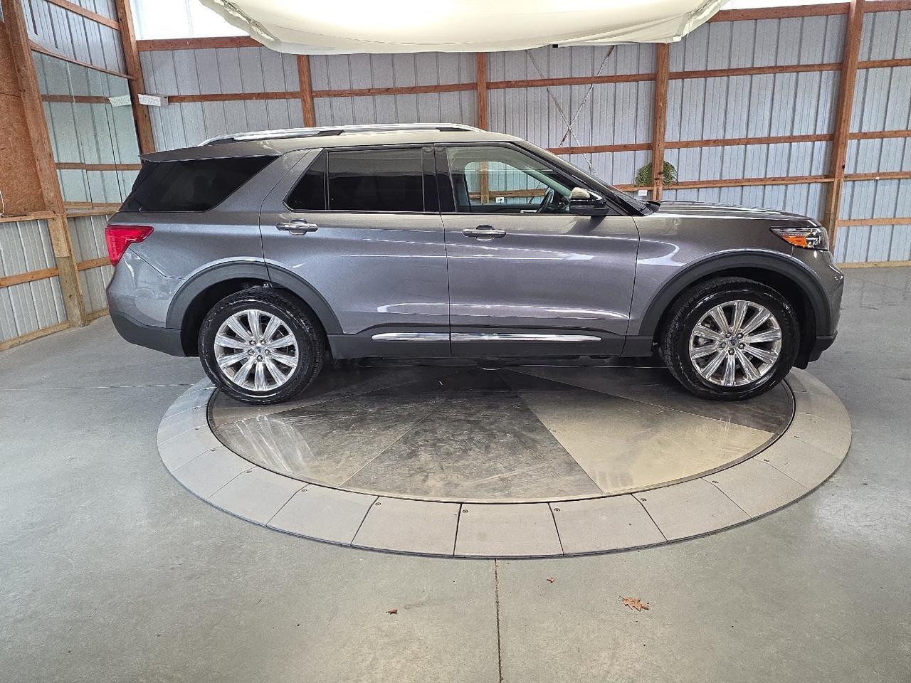 2022 Ford Explorer Limited Sand Lake NY