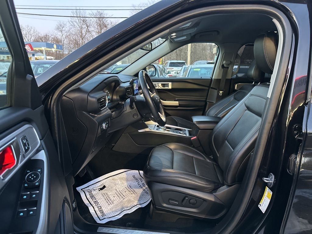 2022 Ford Explorer Limited Worcester MA