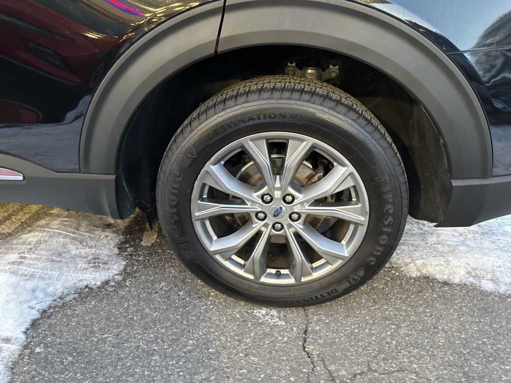 2022 Ford Explorer Limited Worcester MA