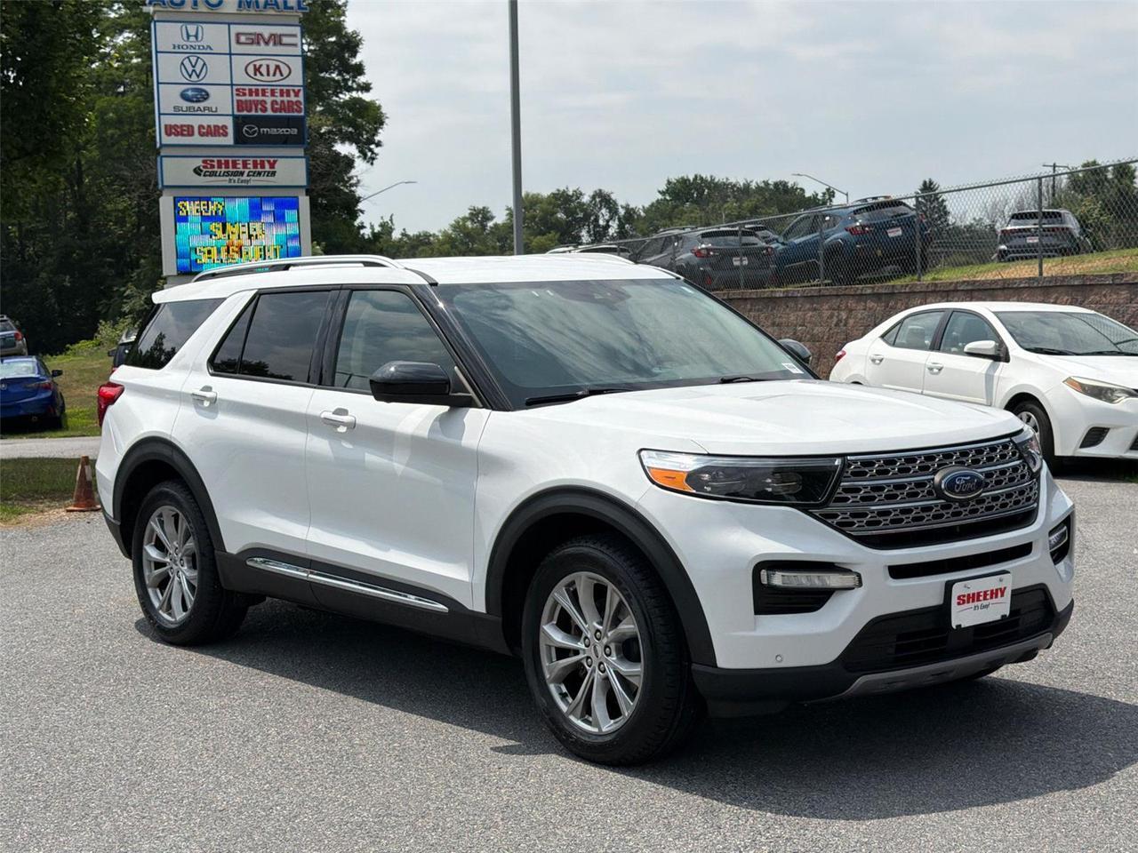 2022 Ford Explorer