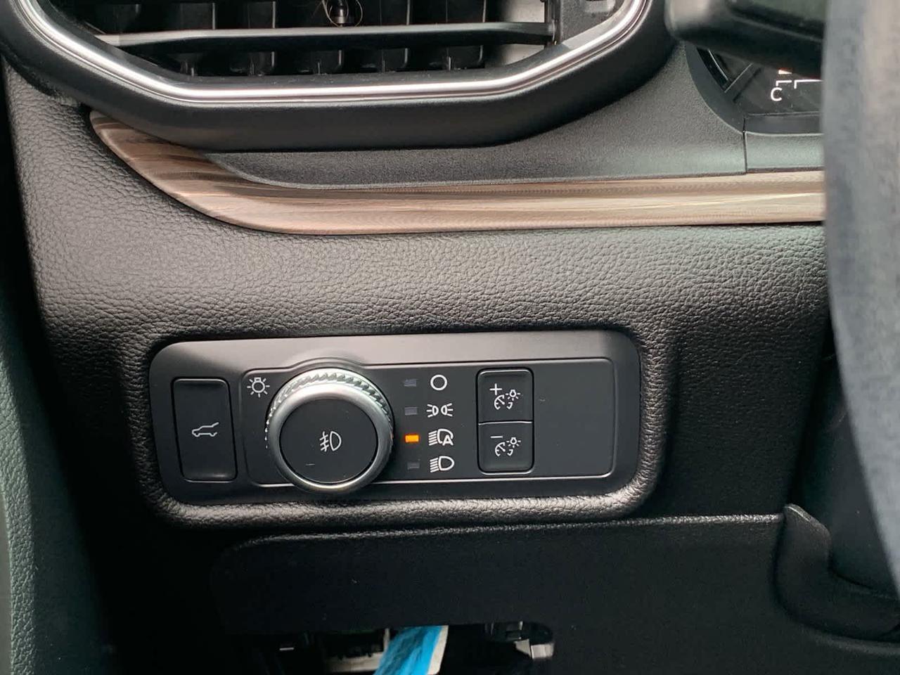 2022 Ford Explorer Limited Dartmouth MA