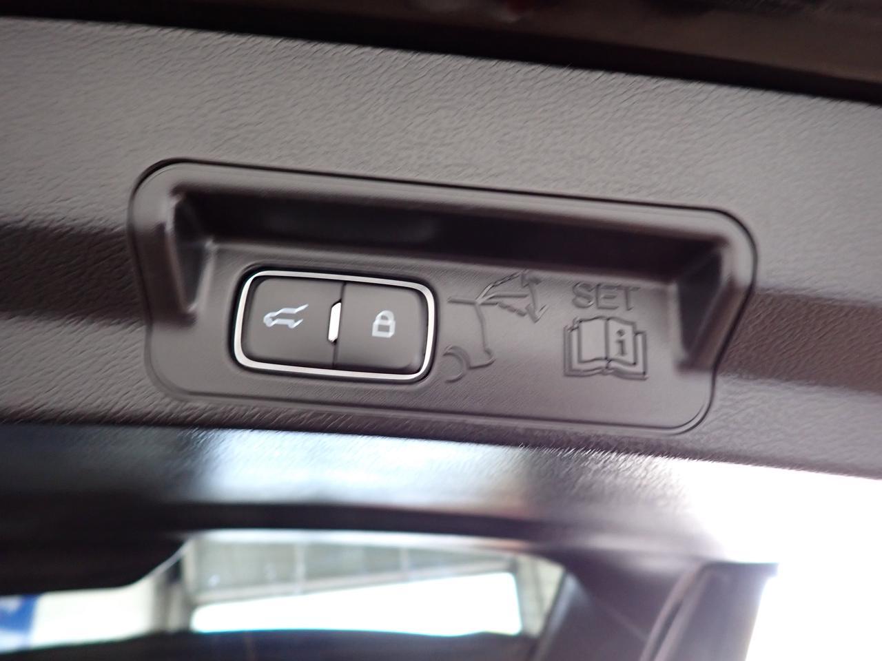 2022 Ford Explorer ST 4WD LEATHER NAVI SUNROOF 6 PASS Listowel ON
