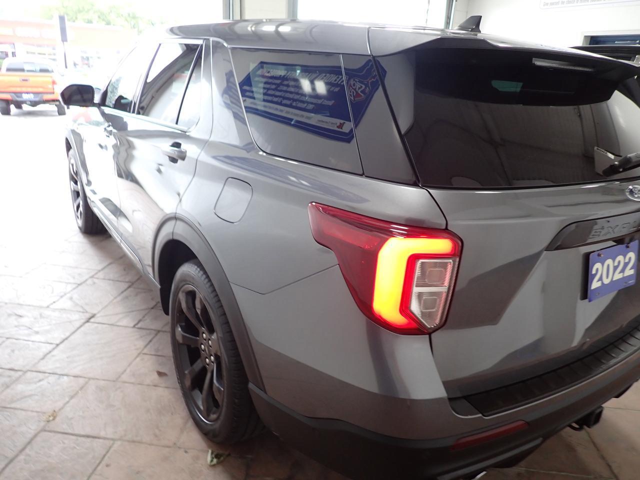 2022 Ford Explorer ST 4WD LEATHER NAVI SUNROOF 7 PASS Listowel ON