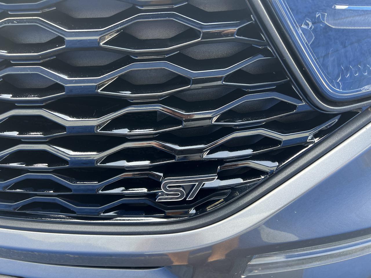 2022 Ford Explorer ST Connellsville PA