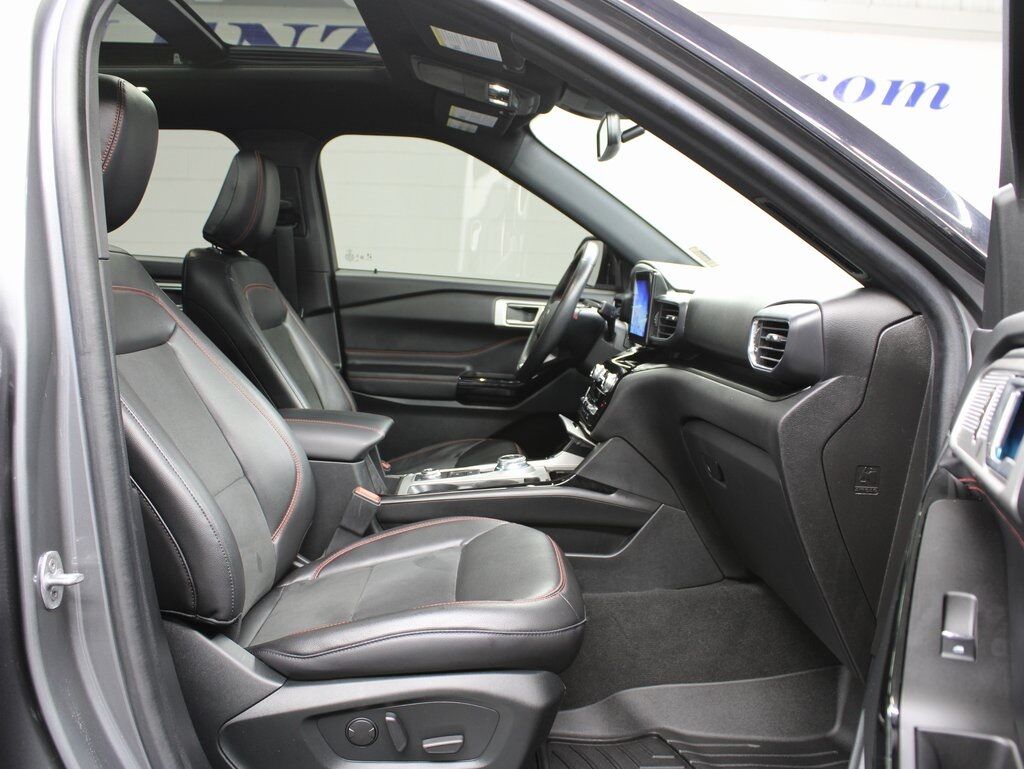 2022 Ford Explorer ST-Line 4WD 6 Passenger Fond du Lac WI