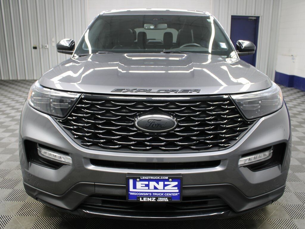 2022 Ford Explorer ST-Line 4WD 6 Passenger Fond du Lac WI