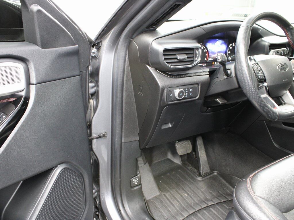 2022 Ford Explorer ST-Line 4WD 6 Passenger Fond du Lac WI