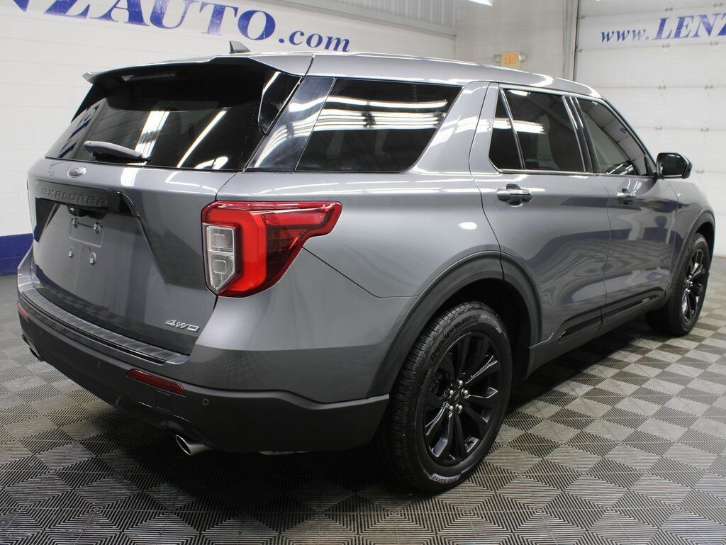 2022 Ford Explorer ST-Line 4WD 6 Passenger Fond du Lac WI