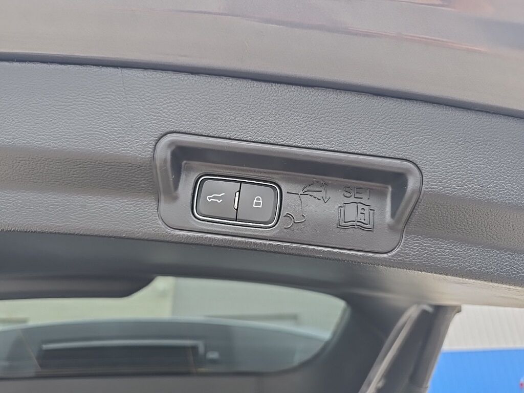 2022 Ford Explorer ST-Line 4WD 6 Passenger Fond du Lac WI