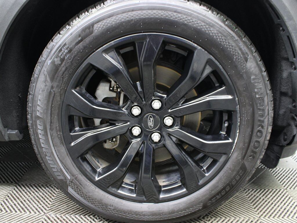 2022 Ford Explorer ST-Line 4WD 6 Passenger Fond du Lac WI